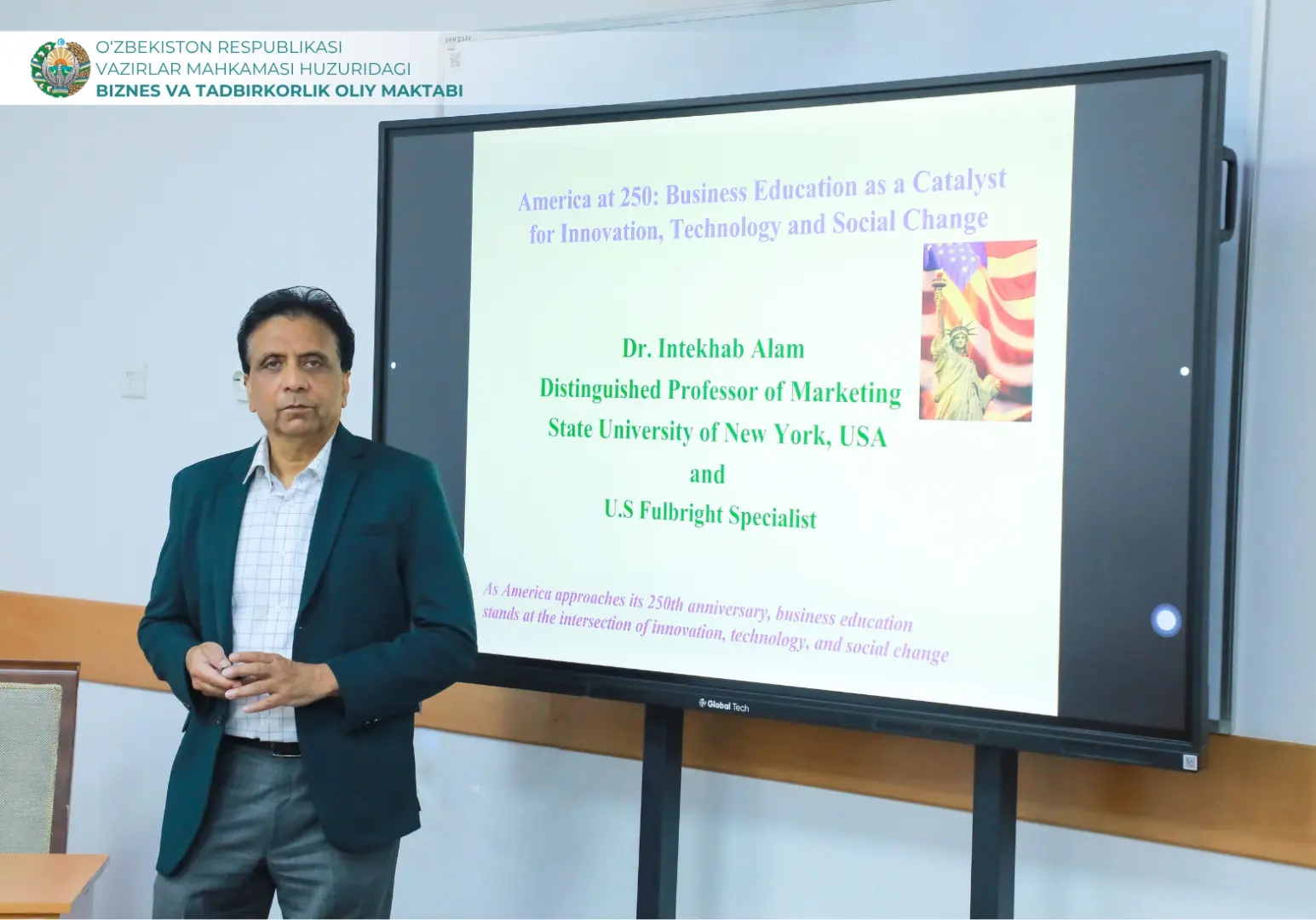 Biznes va tadbirkorlik oliy maktabida Nyu-York Davlat Universiteti professori ma’ruza o‘tkazdi